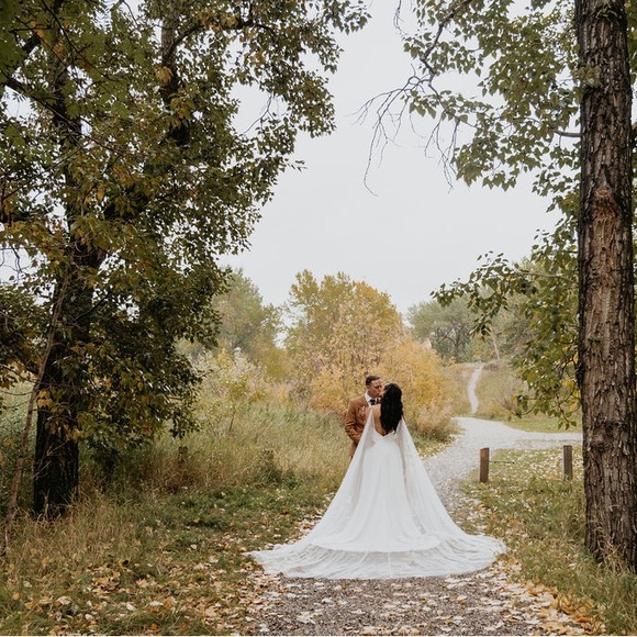 Alyssa Kristin pearl wings - Picture 10 of 14